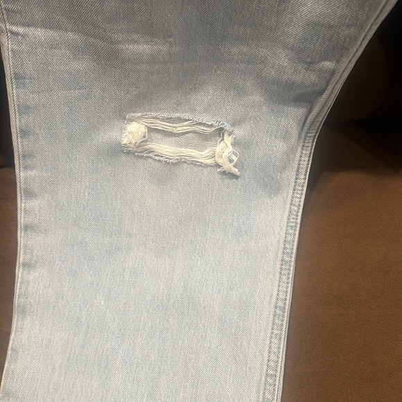 Women’s Low Pro Levi’s sz 31 light blue denim - Picture 2 of 7